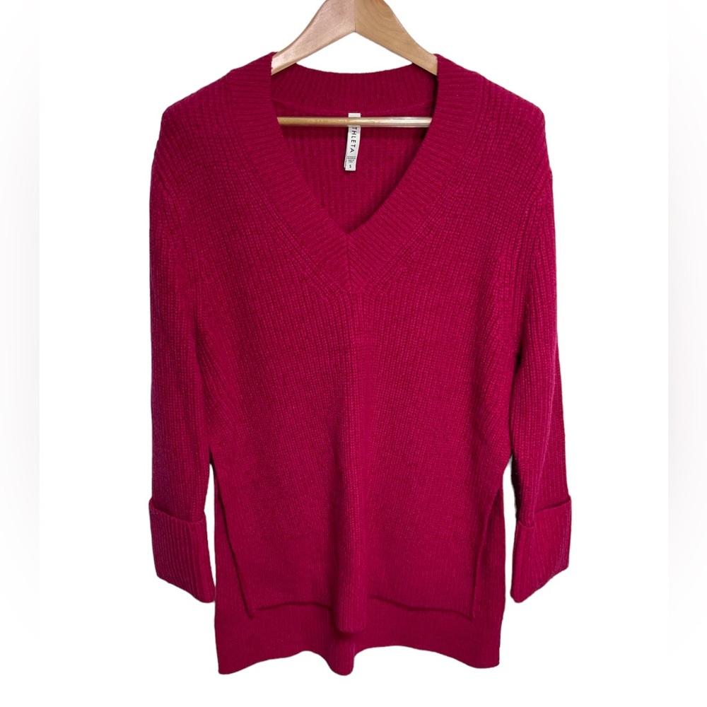 Athleta Shasta V Neck Sweater Small